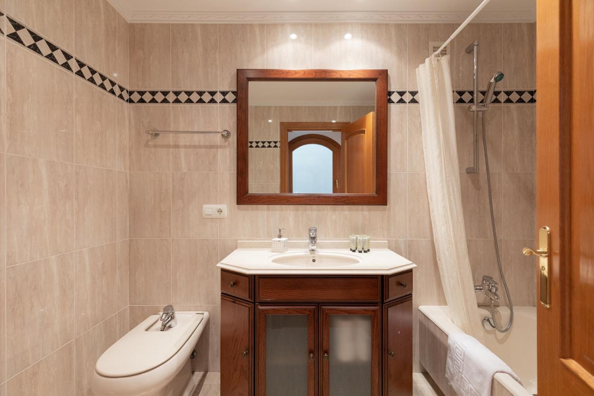 Santuiturri - Baskeyrentals Zarautz Bagian luar foto