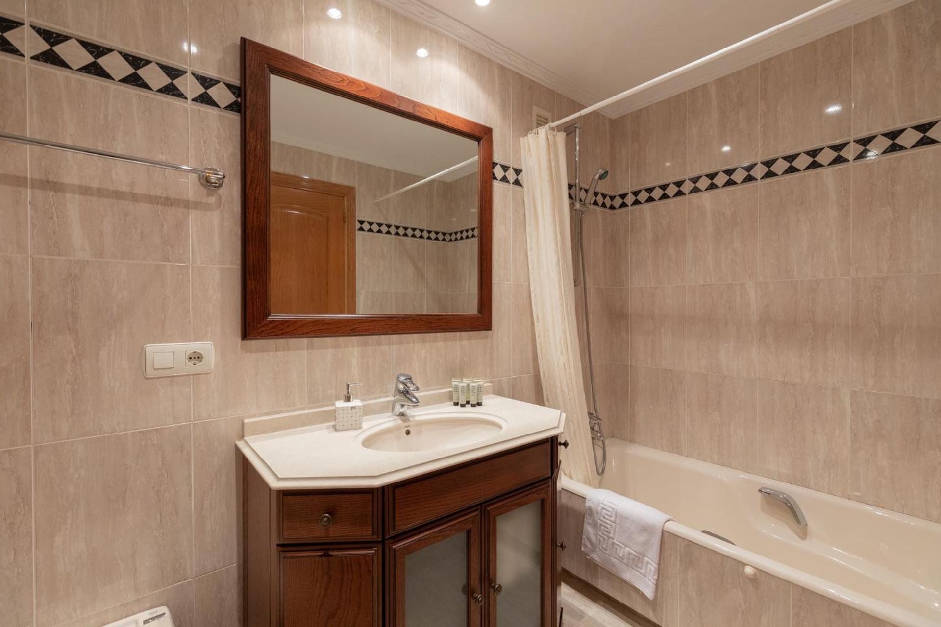 Santuiturri - Baskeyrentals Zarautz Bagian luar foto